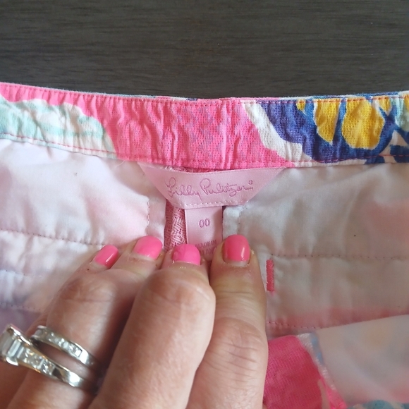 Lilly Pultzier Shorts Excellent Condition Size 00 - Picture 4 of 5